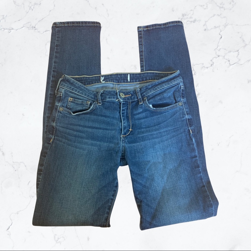 Abercrombie and Fitch Skinny Jeans - Picture 2 of 5
